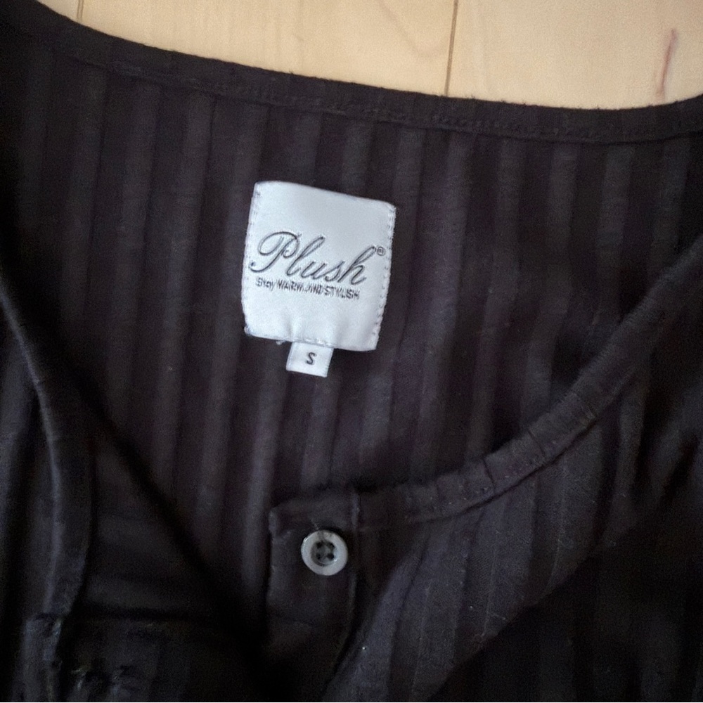Black Ribbed Cardigan - Picture 3 of 3